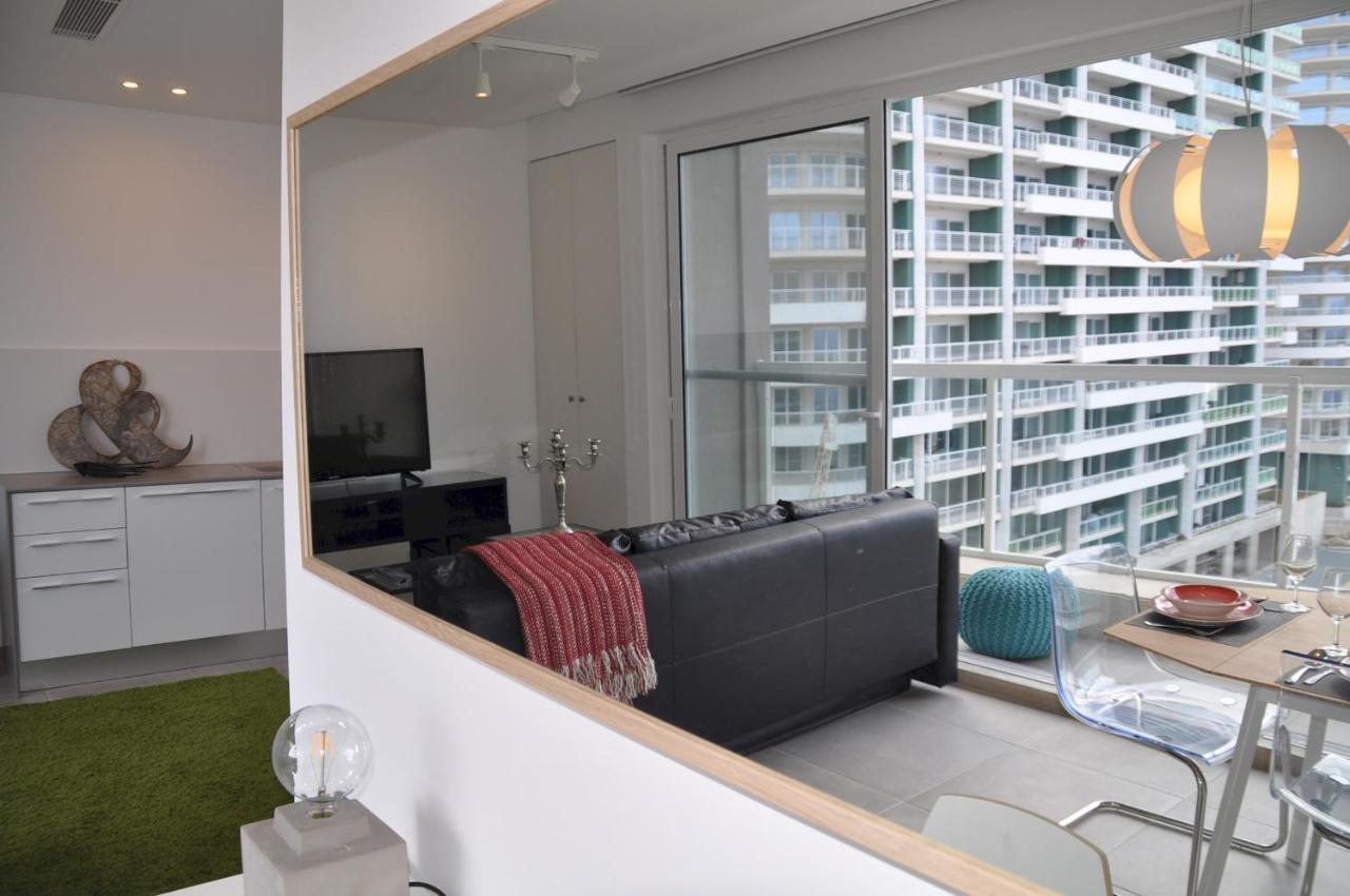 Modern Seaview Apartment In A Prime Location Sliema Exterior foto